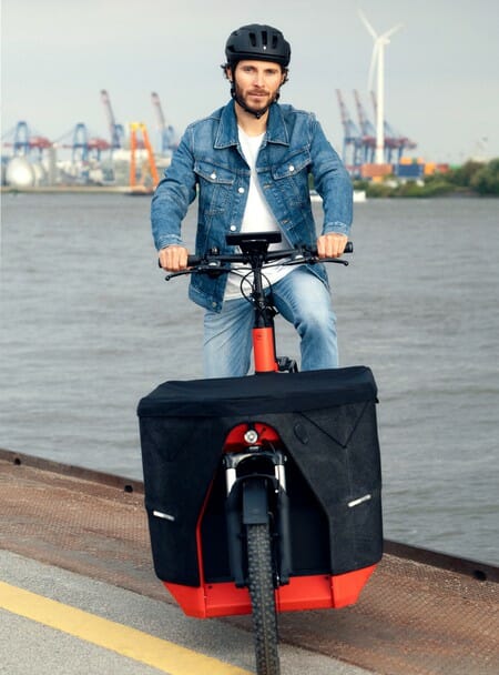 riese-and-muller-packster-70-compact-e-cargo-bike-man